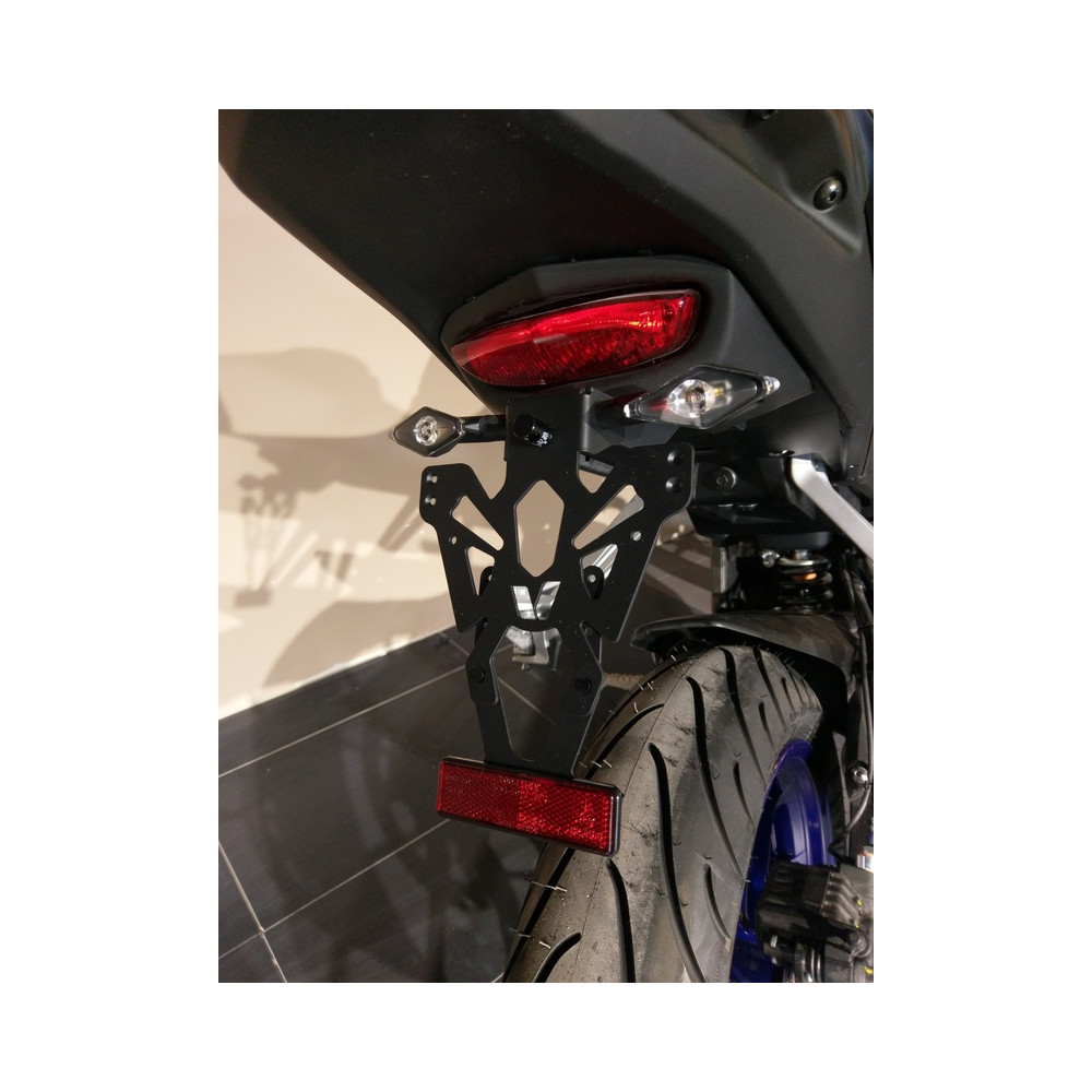 Support de plaque V PARTS noir Yamaha