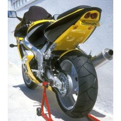 Passage de roue Ermax (a modifier) Suzuki GSXR 750 00/03 ET 600 01/03 ET 1000 01/02 Avec trous feux