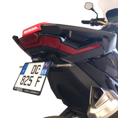 Support de plaque V PARTS noir Honda X-ADV V PARTS 1 - AVSmoto Racing Parts 