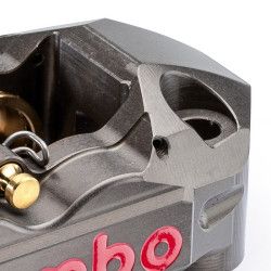 Etrier Brembo radial monobloc taillé masse entraxe 108mm droit