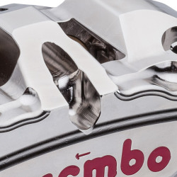 Etrier Brembo radial monobloc taillé masse entraxe 108mm droit